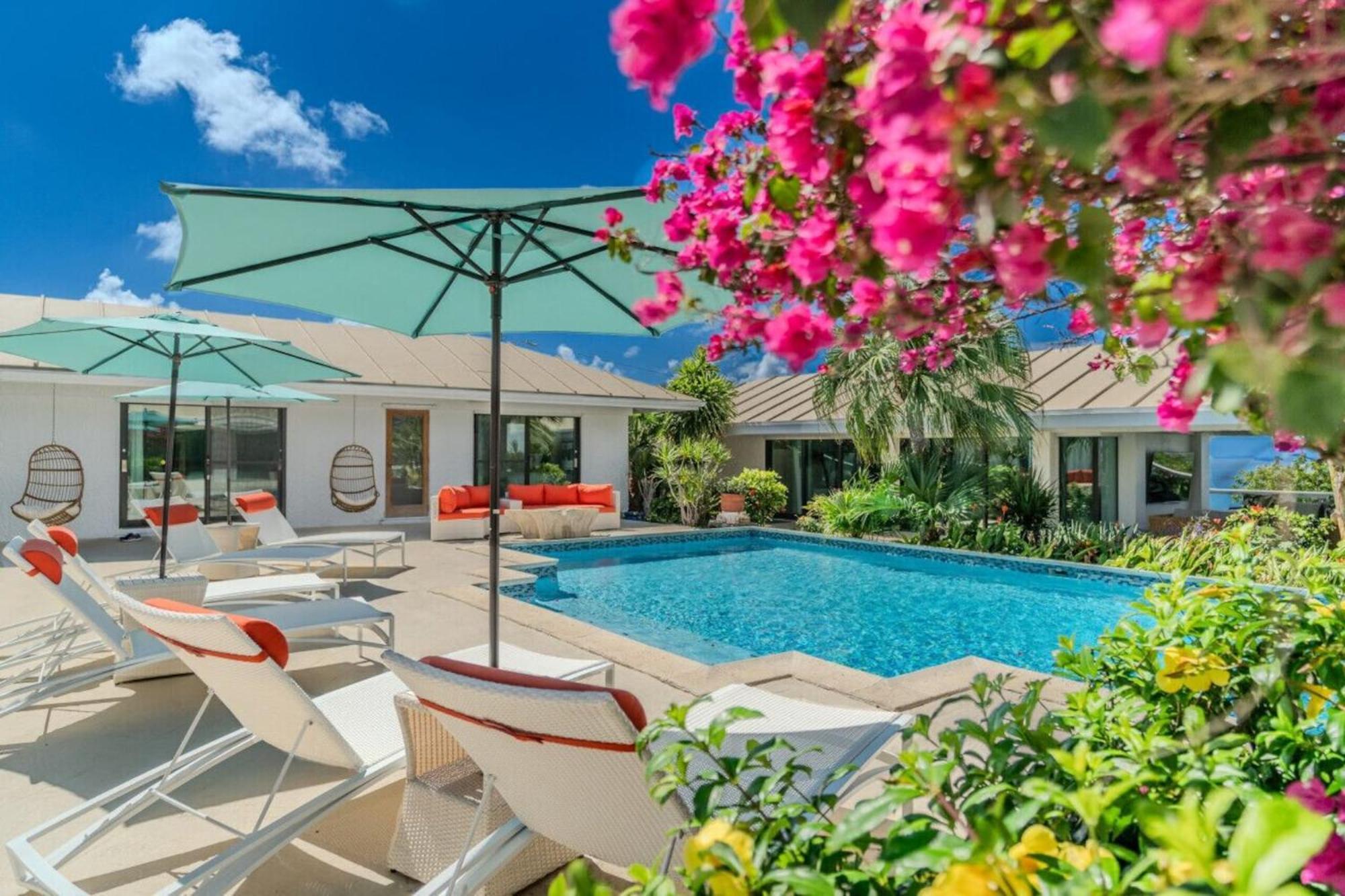 Royal Villa With A Huge Swimming Pool Cowell Battery Buitenkant foto