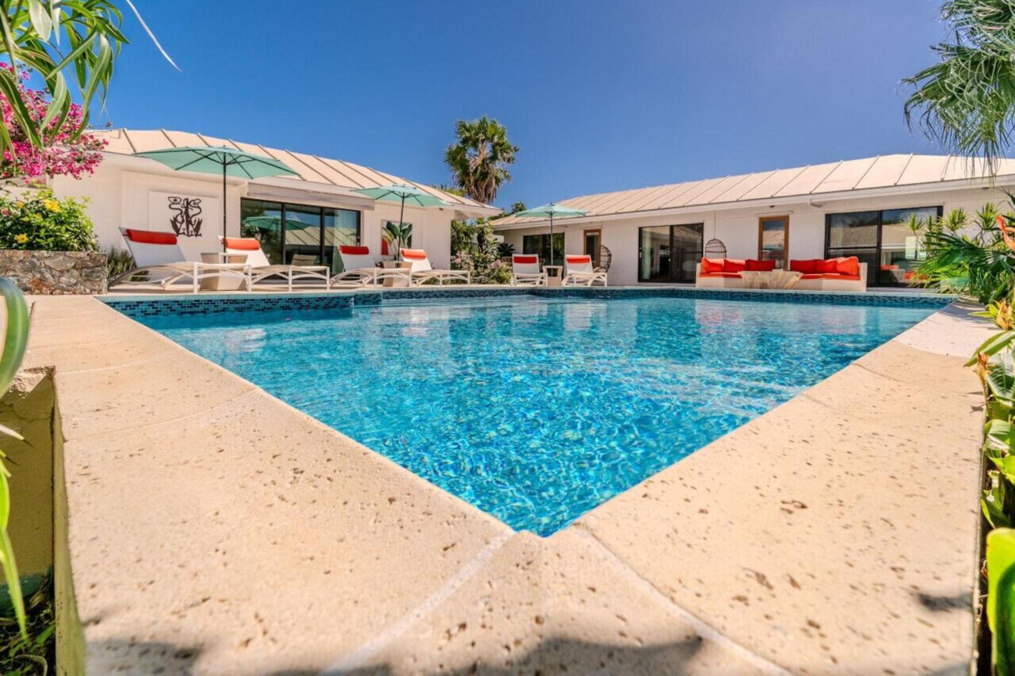 Royal Villa With A Huge Swimming Pool Cowell Battery Buitenkant foto